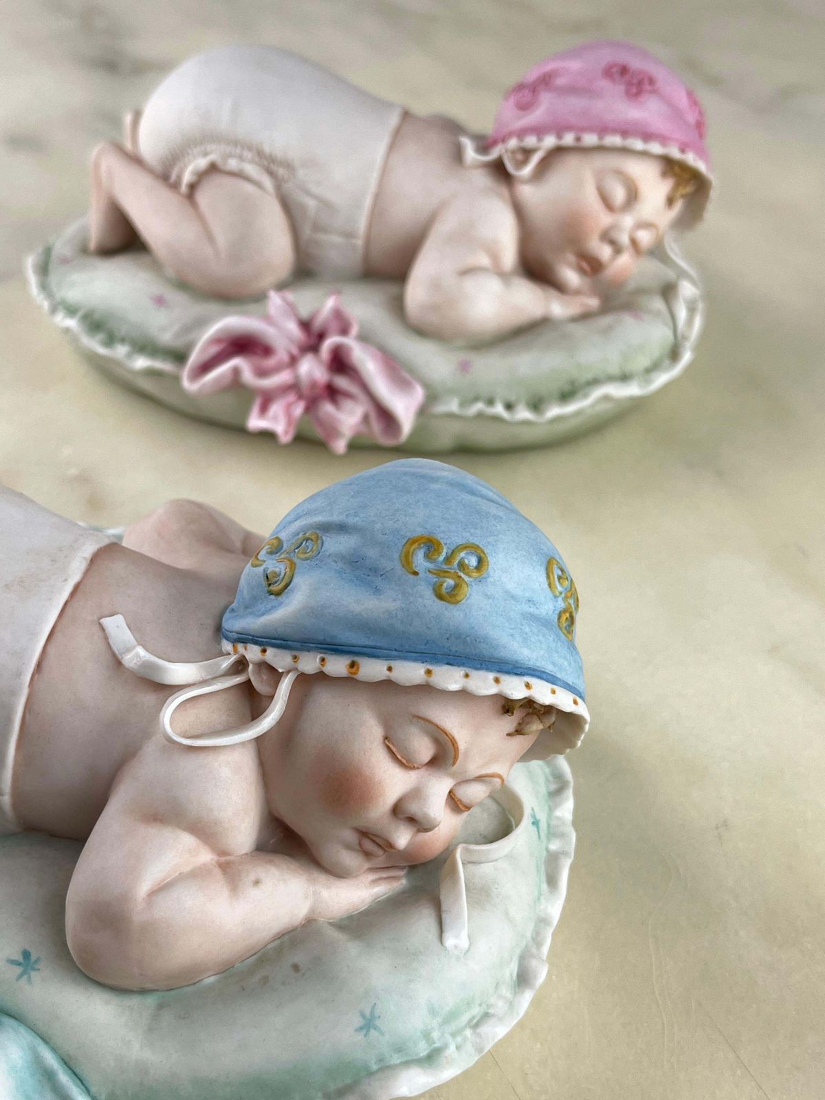 Set Of 2 Capodimonte Principe Porcelain "Sleeping Children" Made In Italy 1980 photo furniture