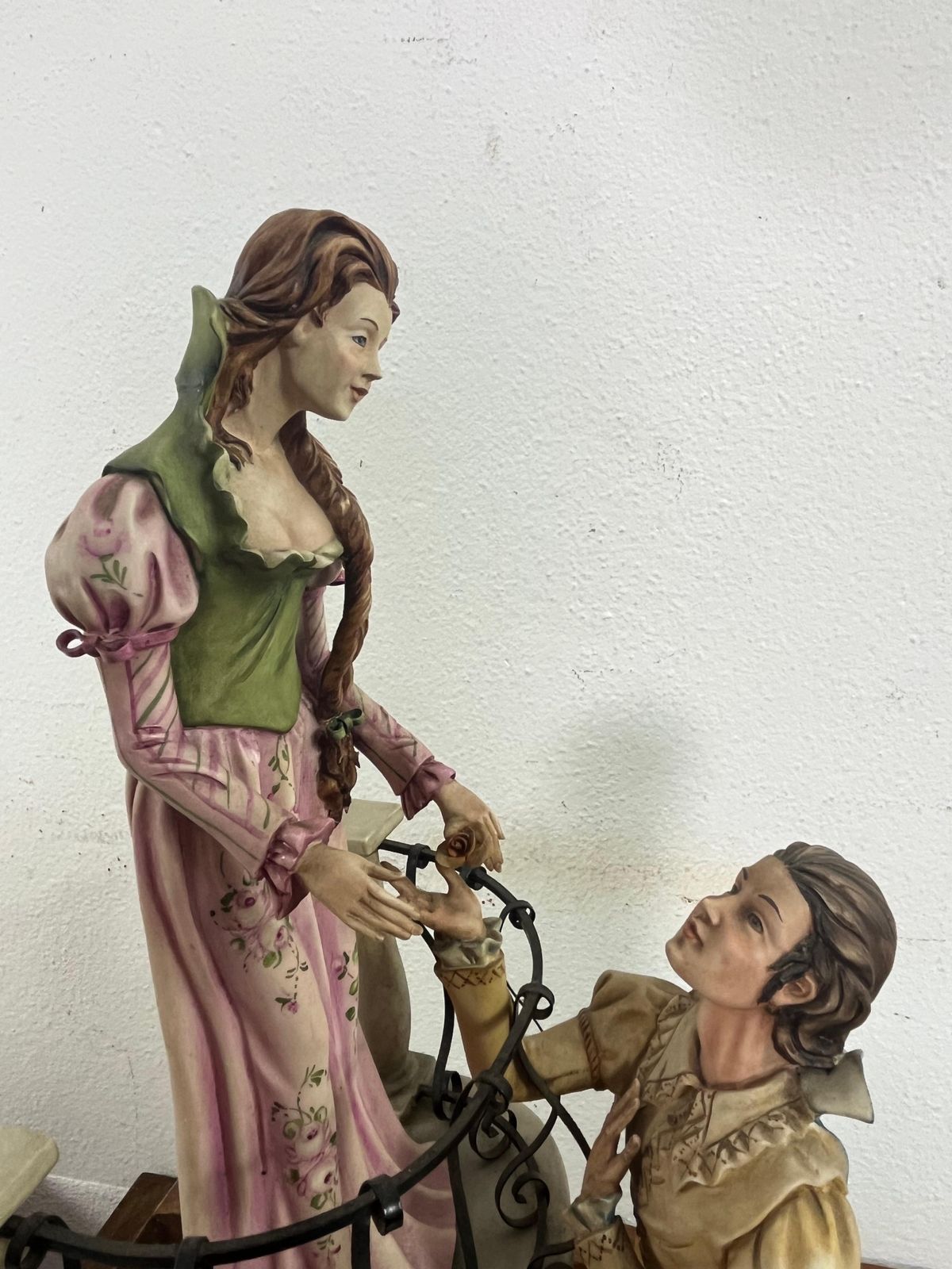 Large Mid Century Capodimonte Porcelain "Romeo And Juliet", 1960s photo vintage