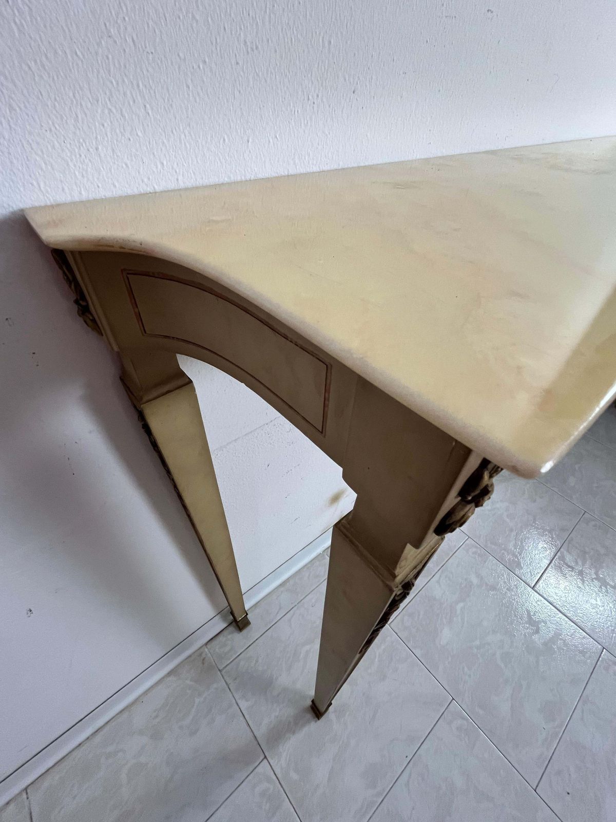 photo furniture Italian Neoclassical Console In Lacquered Wood With Marble Top, 1930s