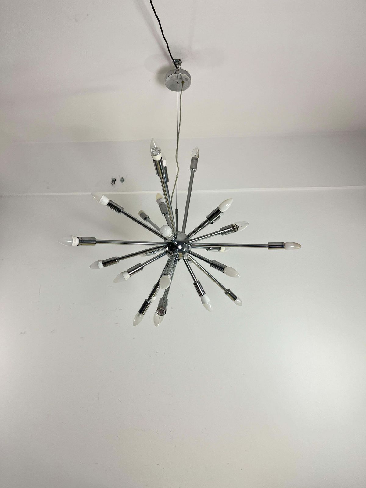 18 Light Sputnik Model Chandelier In The Style Of Oscar Torlasco photo vintage