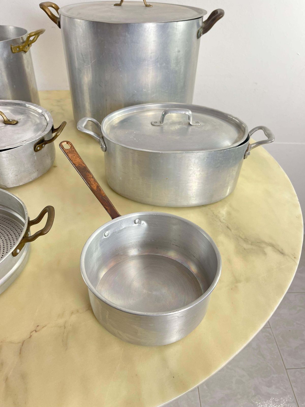 Set Of 7 Mid Century Aluminum And Copper Cooking Pots, Italian Production, 1930s photo Home Decor