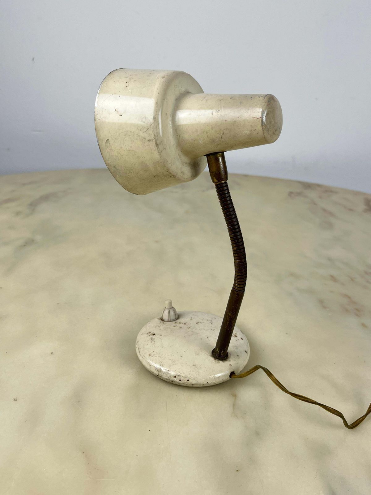 Table Lamp In Lacquered Metal And Brass, Italy, 1950s photo vinterior