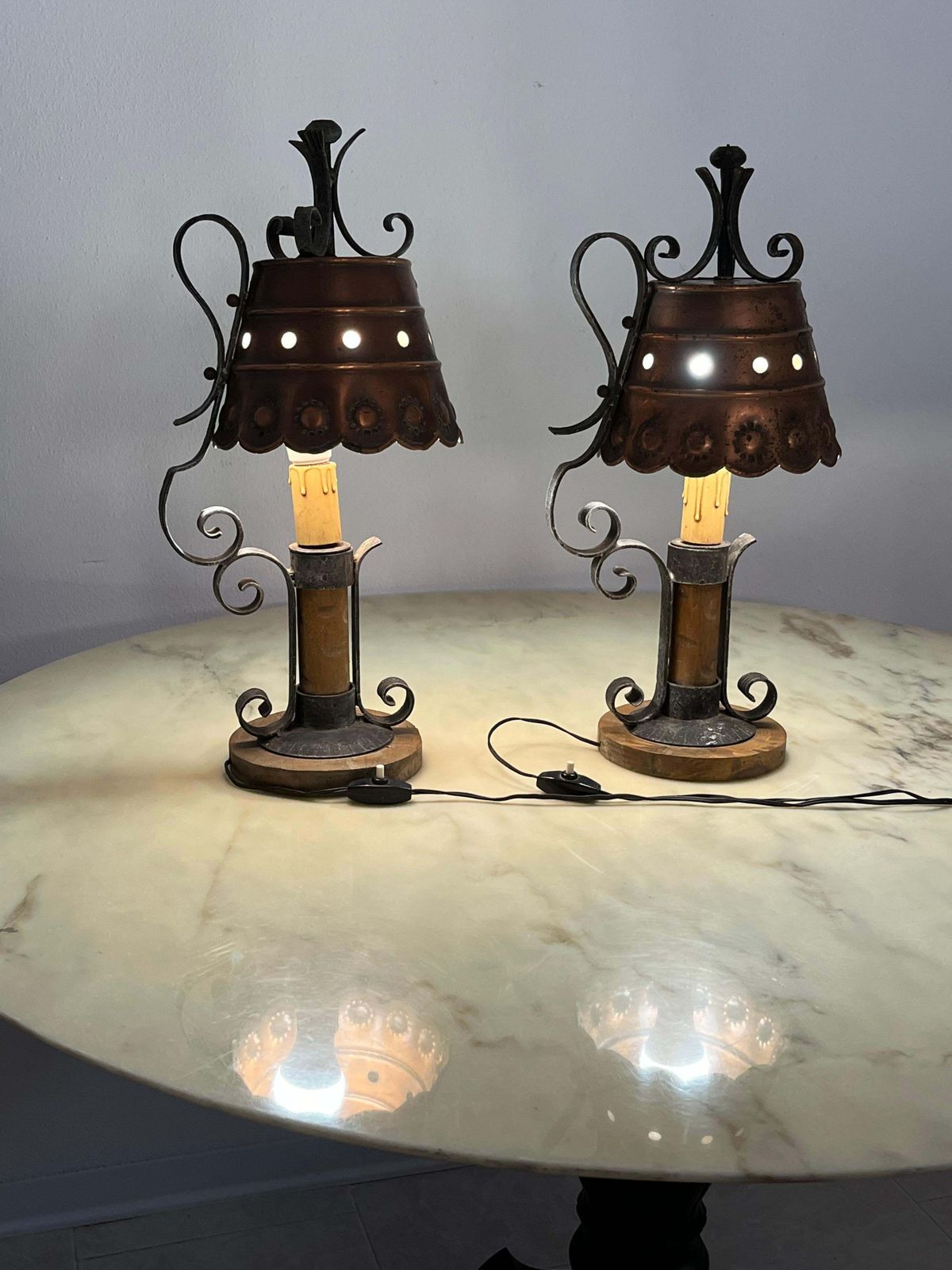 Set Of 2 Mid Century Brutalist Style Table Lamps Italian Design 1960s photo vinterior