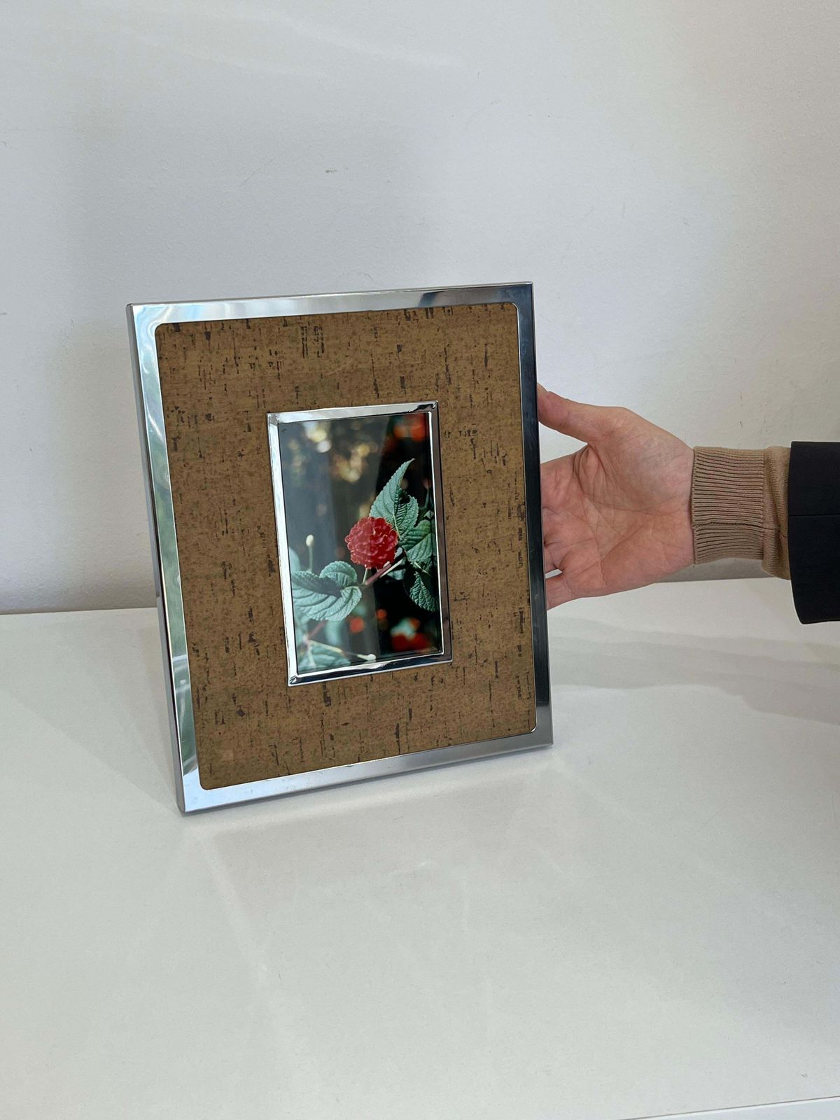 333.0 Mid Century Photo Holder Made In Italy, 1960s photo