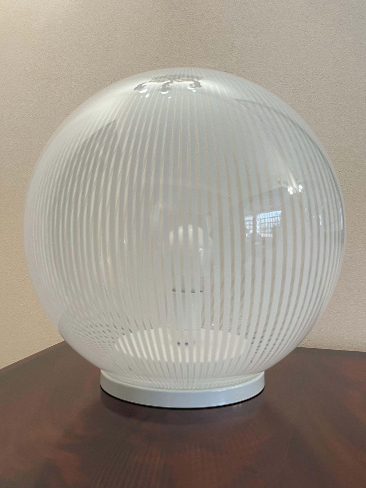 "Sphere" Table Lamp By L. Diaz De Santillana For Venini, "Tessuti" Series 1970s photo for sale