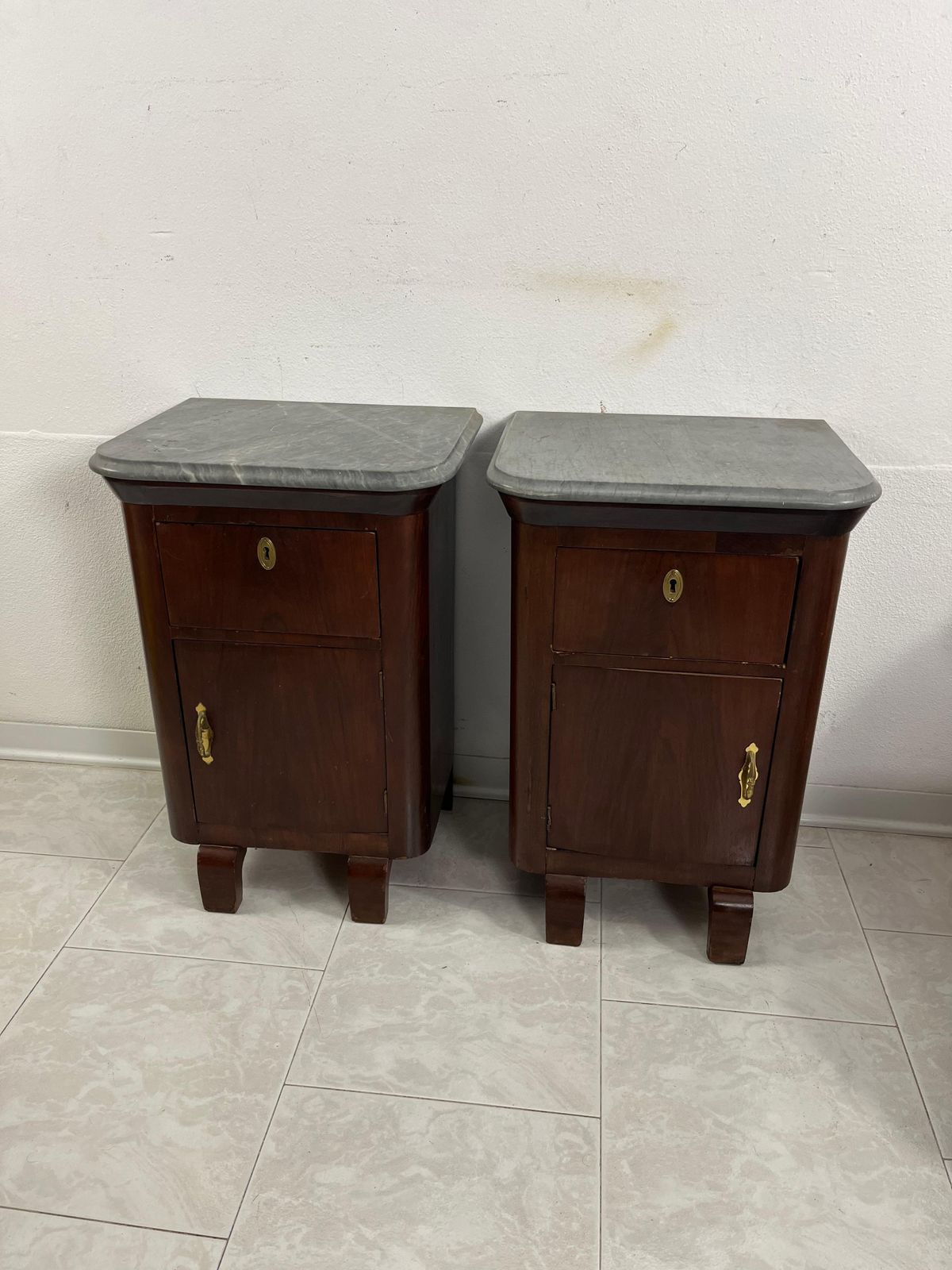 photo furniture Set Of 2 Little Mid Century Italian Gray Marble Top Nightstands, 1940s
