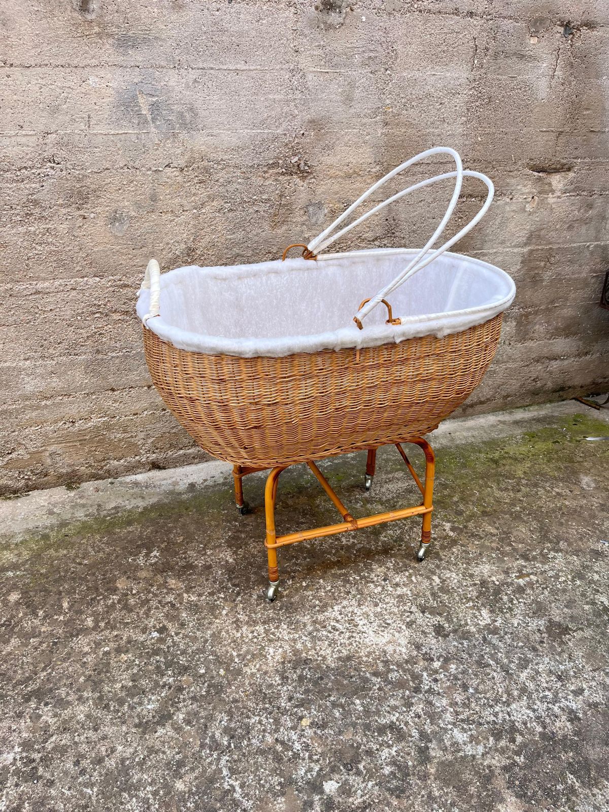 Mid Century Wicker And Bamboo Cradle, Made In Italy, 1967 photo Furniture