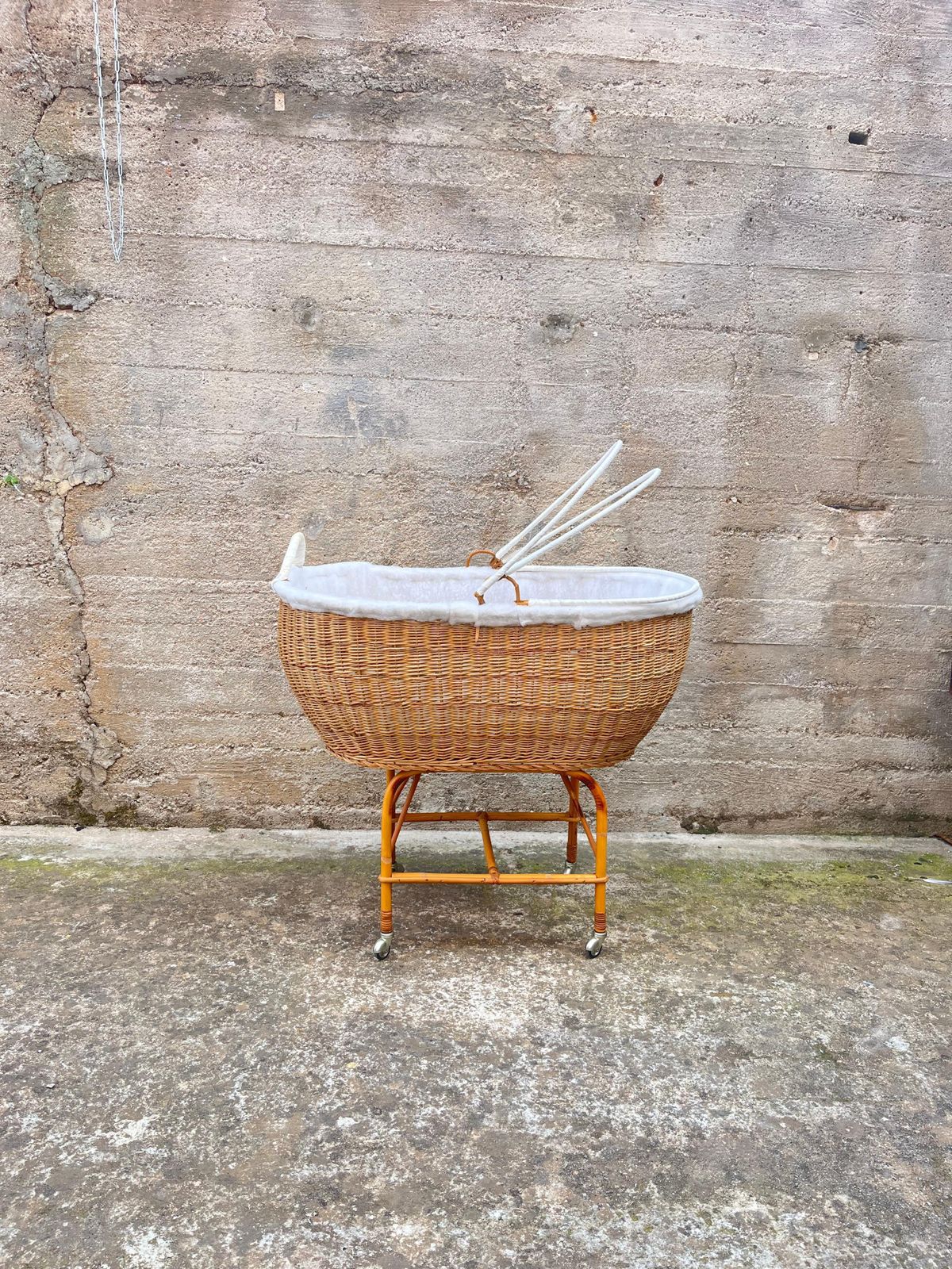 Mid Century Wicker And Bamboo Cradle, Made In Italy, 1967 photo 1195.0