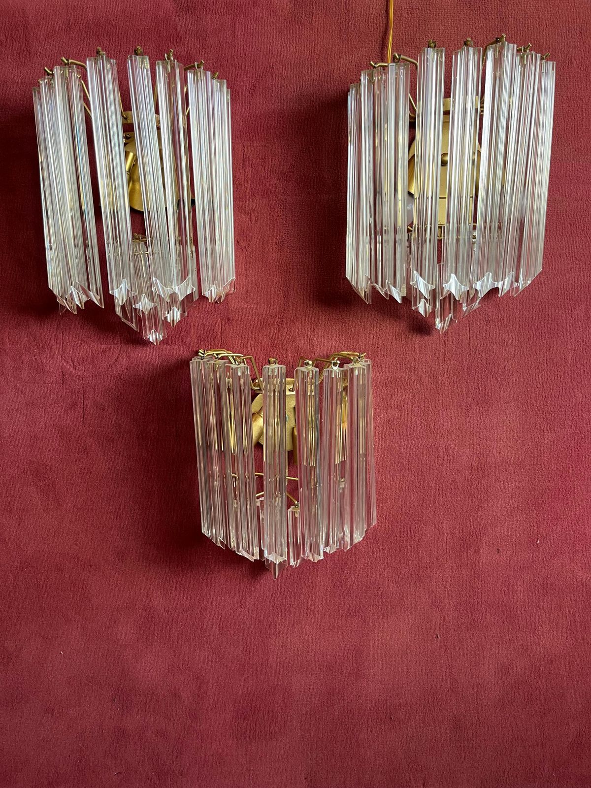 photo for sale Set Of 3 Mid Century Murano Glass Trefoil Wall Lamps Attributed To Venini, 1950s