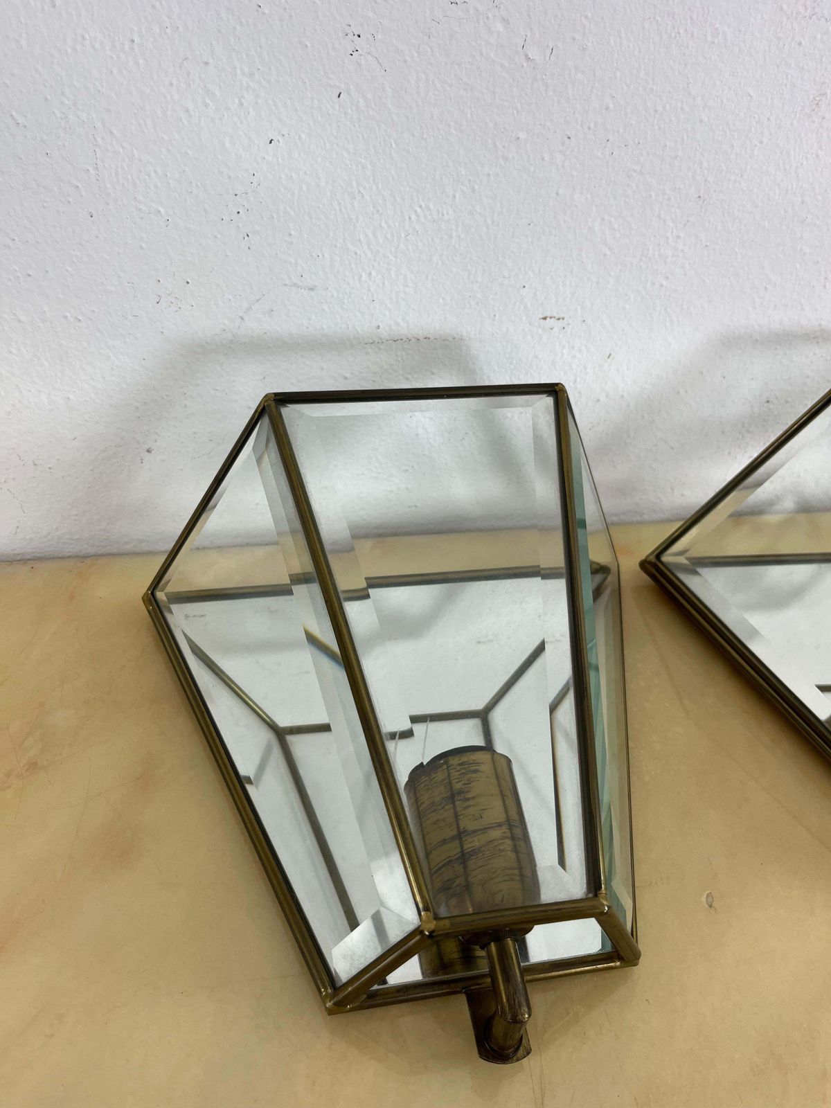 Set Of 2 Mid Century Brass Glass Mirror Wall Lamps, Made In Italy 1950s photo Lighting