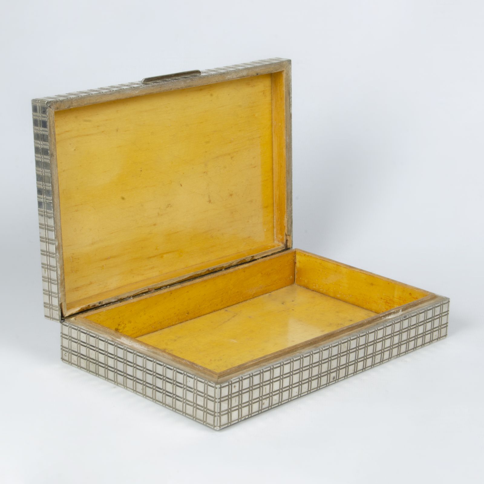 Mid 20th Century Modern Wood And Silver Decorative/Cigar Box By Duhill, England photo vinterior