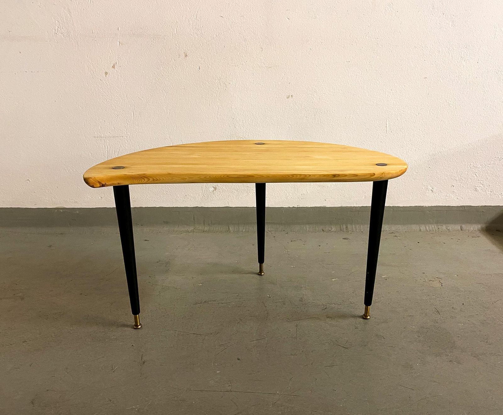 Kidney Shaped Side Table Produced By Svensk Fur, Sweden, 1970s photo for sale