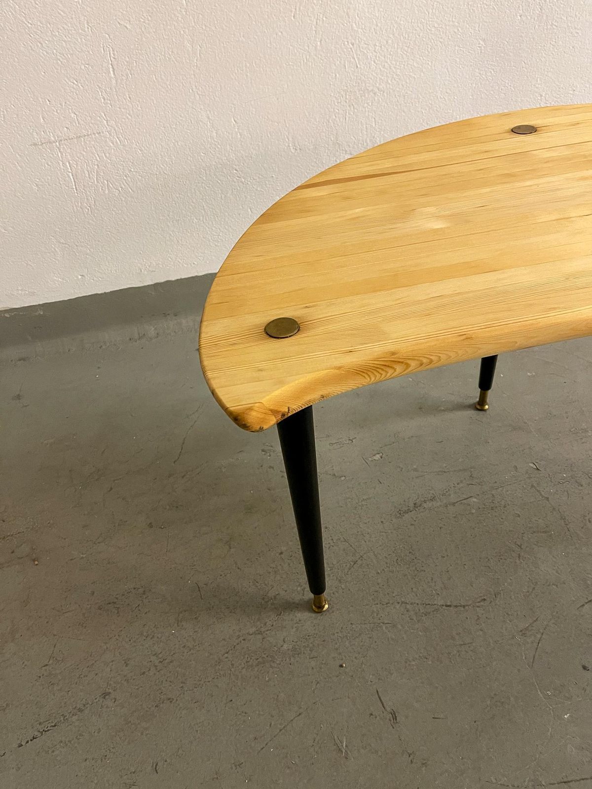 Kidney Shaped Side Table Produced By Svensk Fur, Sweden, 1970s photo vinterior