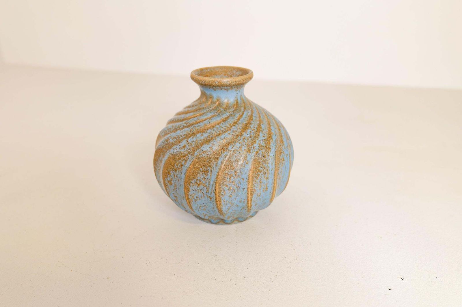 photo for sale Midcentury Pair Of Ceramic Vases "Turkos", Ewald Dahlskog , Bo Fajans, Sweden