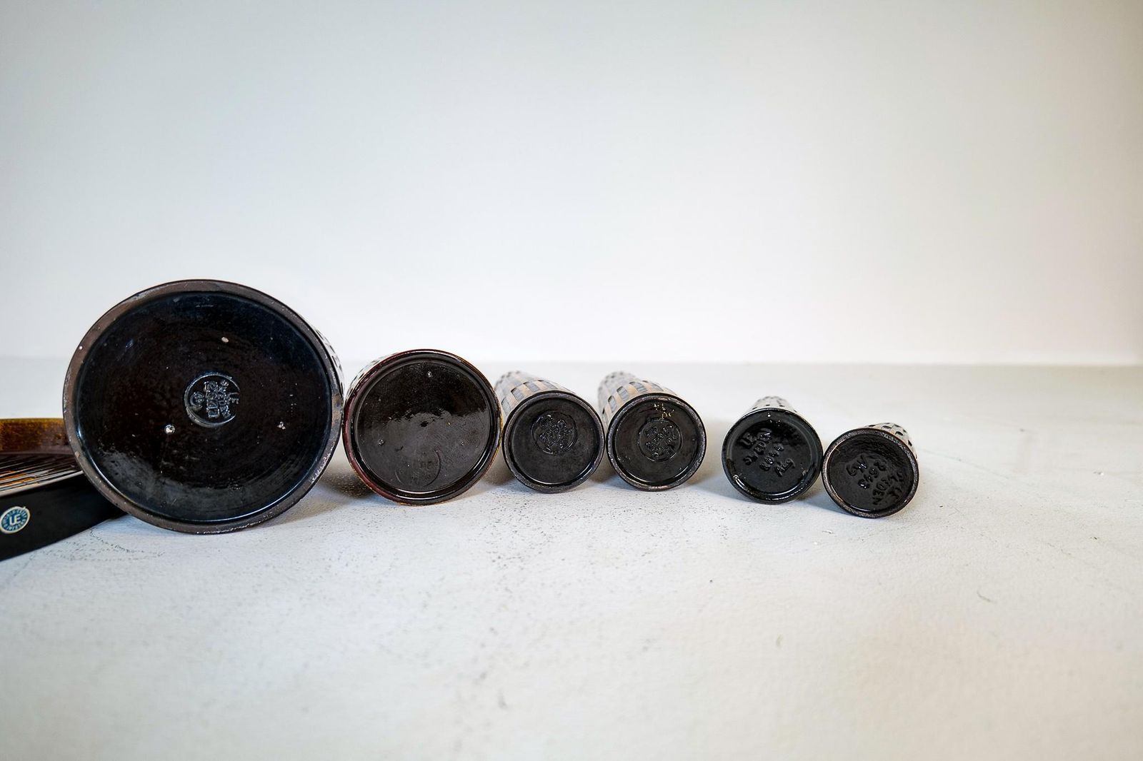 2138.0 Collection Of 6 Ceramic Vases And One Platter Upsala Ekeby Nevada 1962 photo