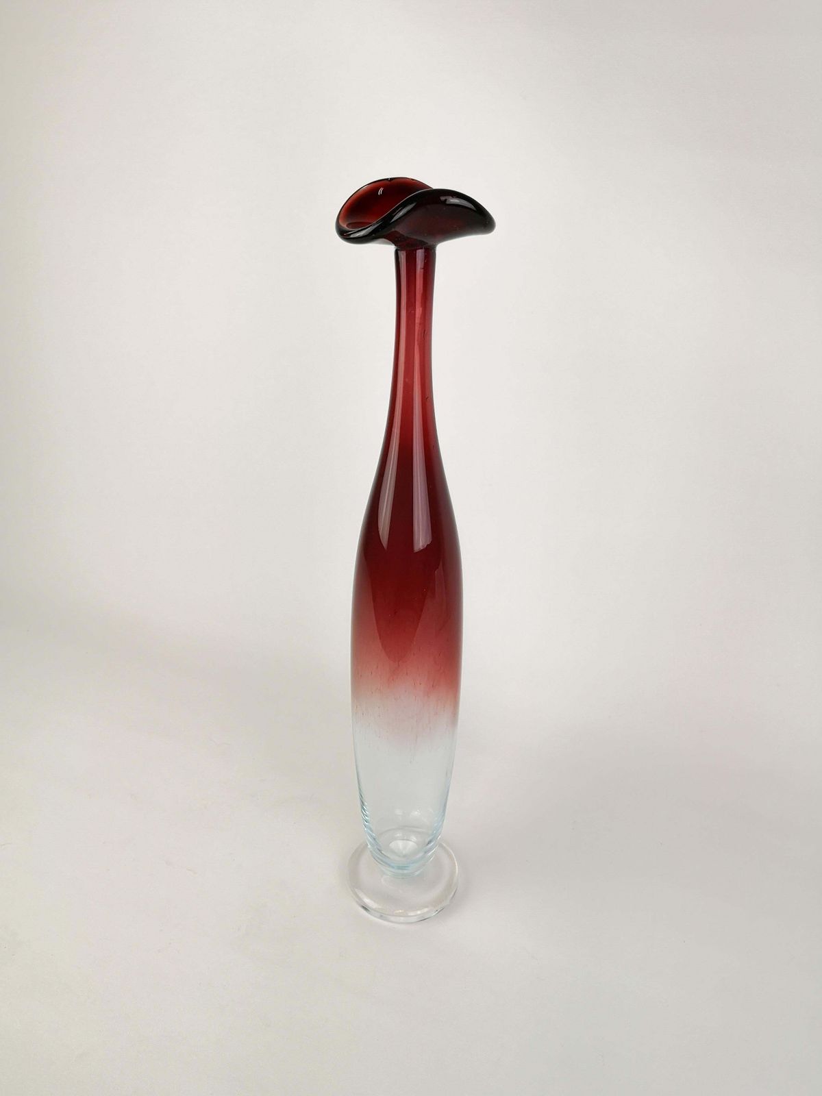 photo furniture Midcentury Nils Landberg Orrefors Tall Expo Vase, Circa 1950s