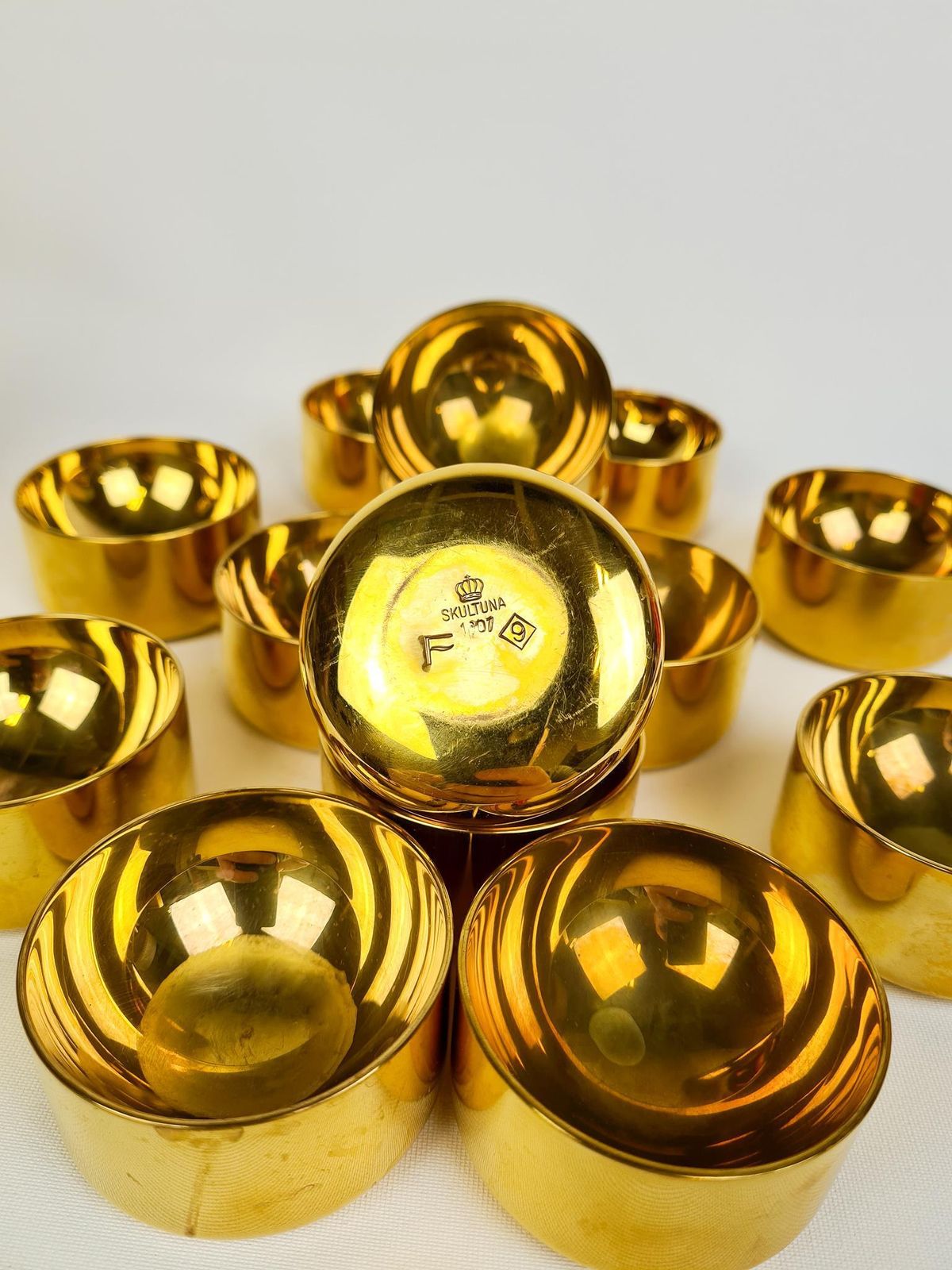 1283.0 Collection Of Decanter And Bowls In Brass Pierre Forsell Skultuna, Sweden, 1970s photo