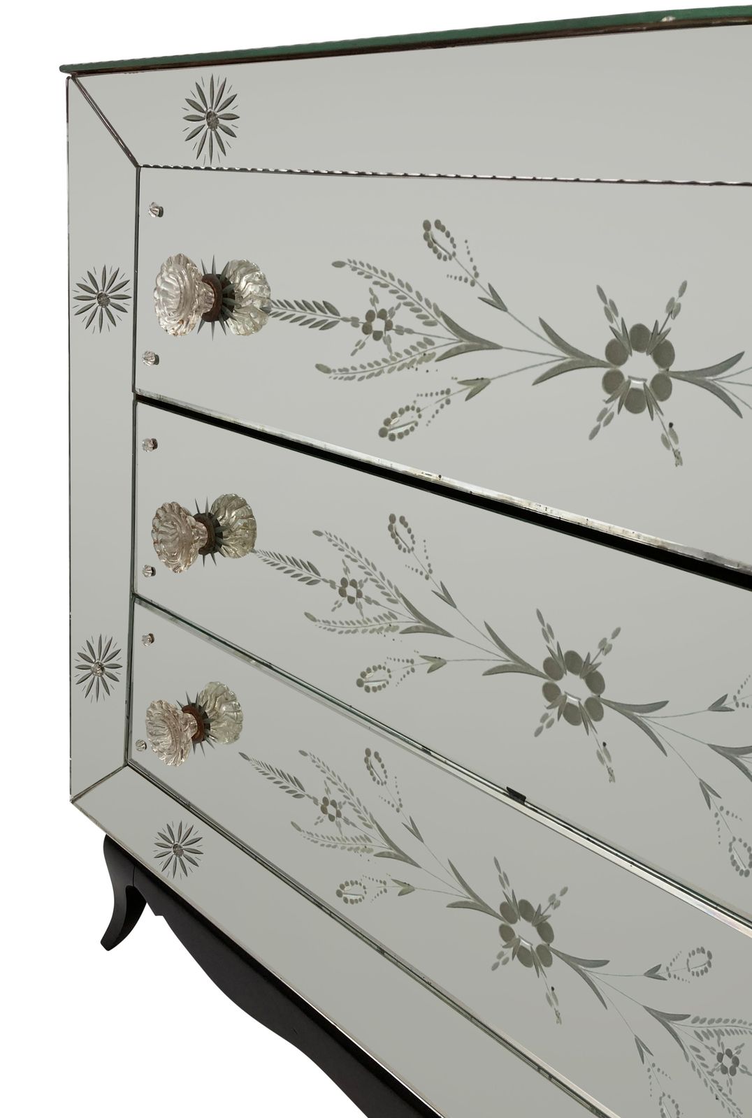 A French 1930's Mirrored Chest Of Drawers photo vinterior