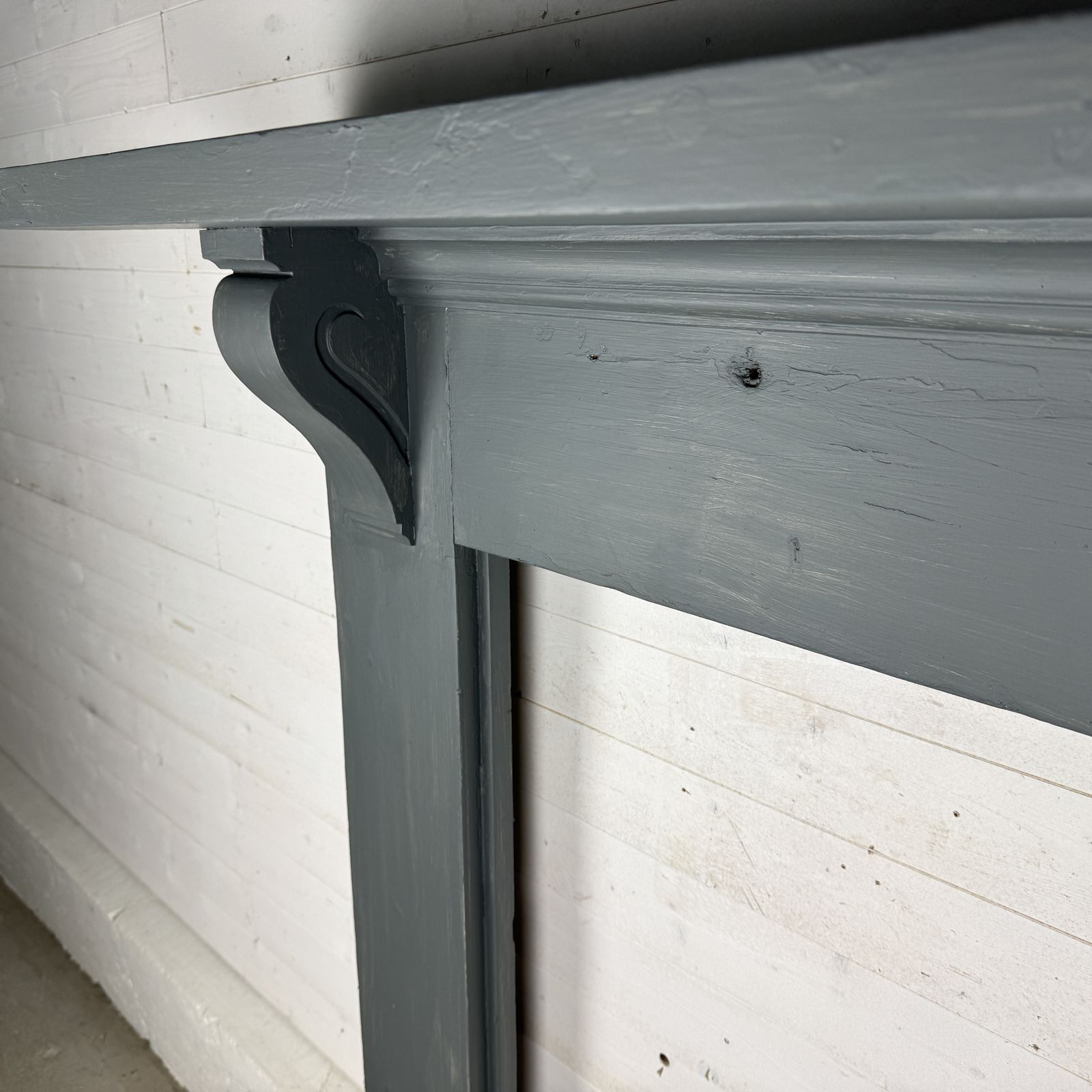 Simple Reclaimed Victorian Painted Pine Fire Surround photo vinterior
