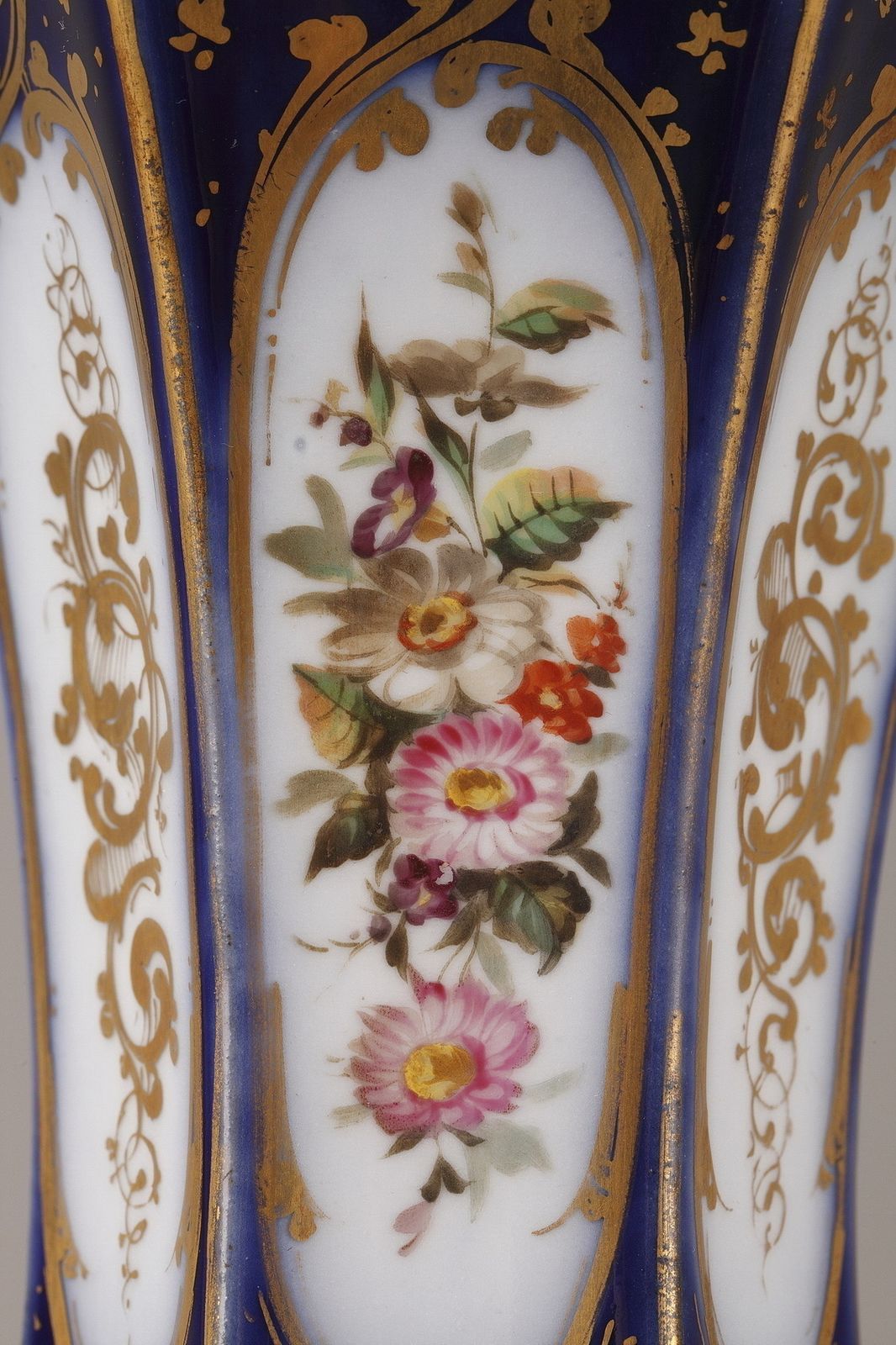 Décoration Paire de vases en porcelaine Napoléon III photo
