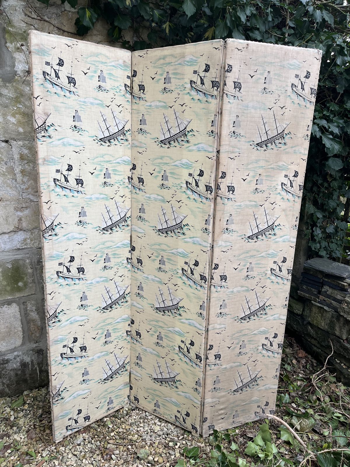 photo furniture Charming 1950’s Folding Screen With Ships And Waves Fabric