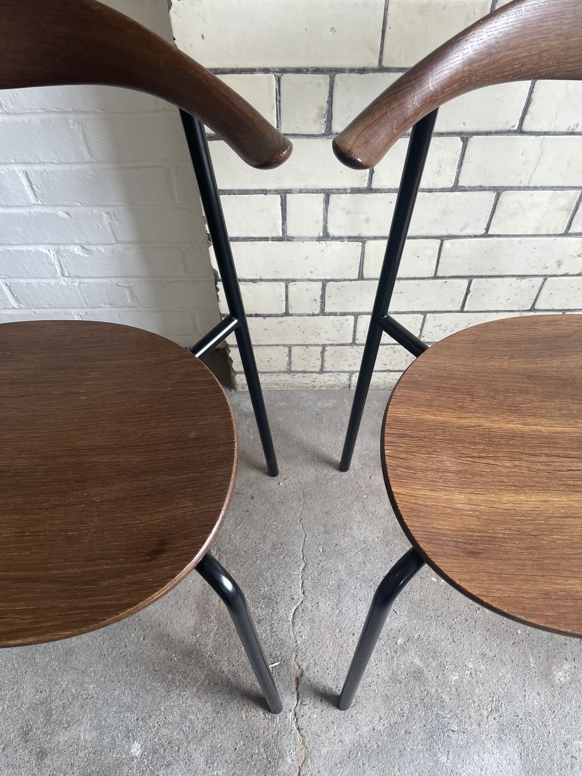 2x Carl Hansen & Søn Ch88t Chairs Designed By Hans J Wegner In Oak With Black Powder Coated Frame