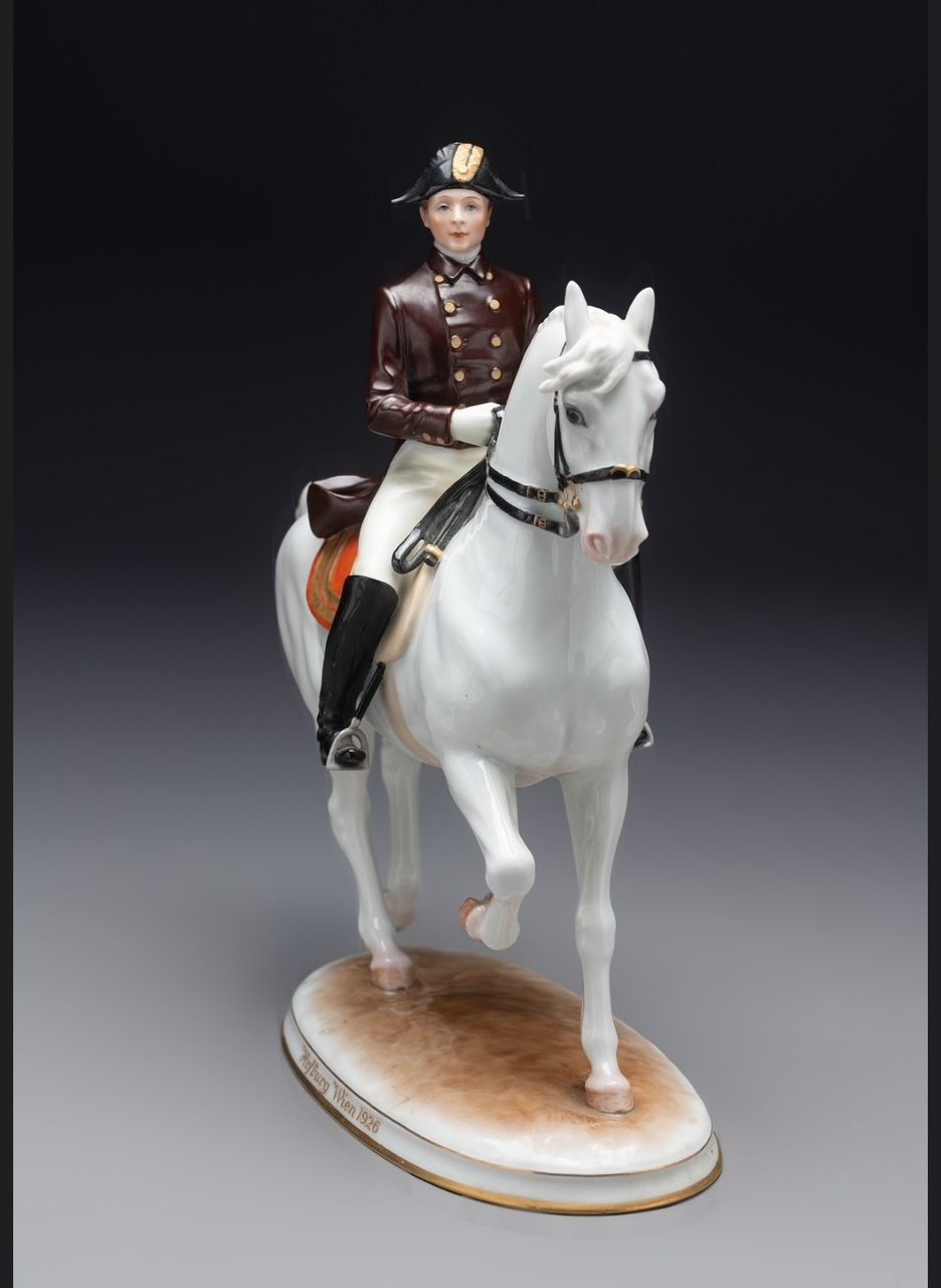 A Set Of Four Augarten Vienna Porcelain Figurines From Spanish Riding School photo vinterior