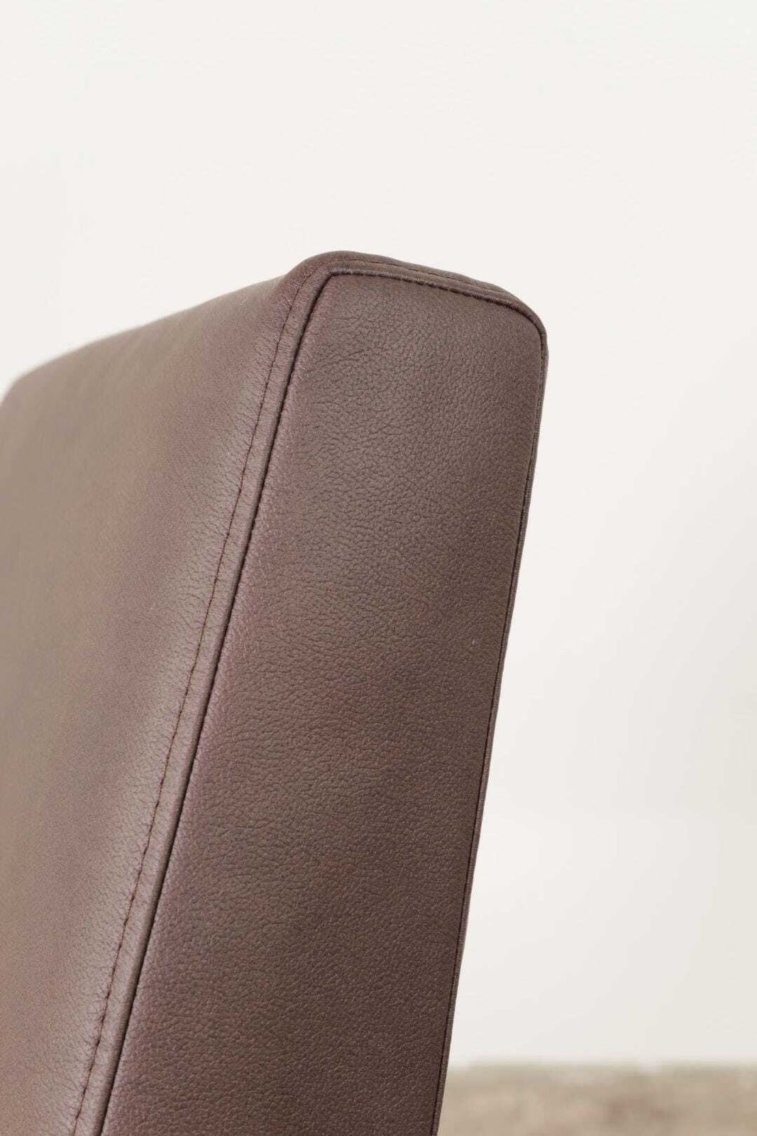 Scandinavian Lounge Chair Vege Leather Venge Classic Design Walnut Color Wood photo 399.0