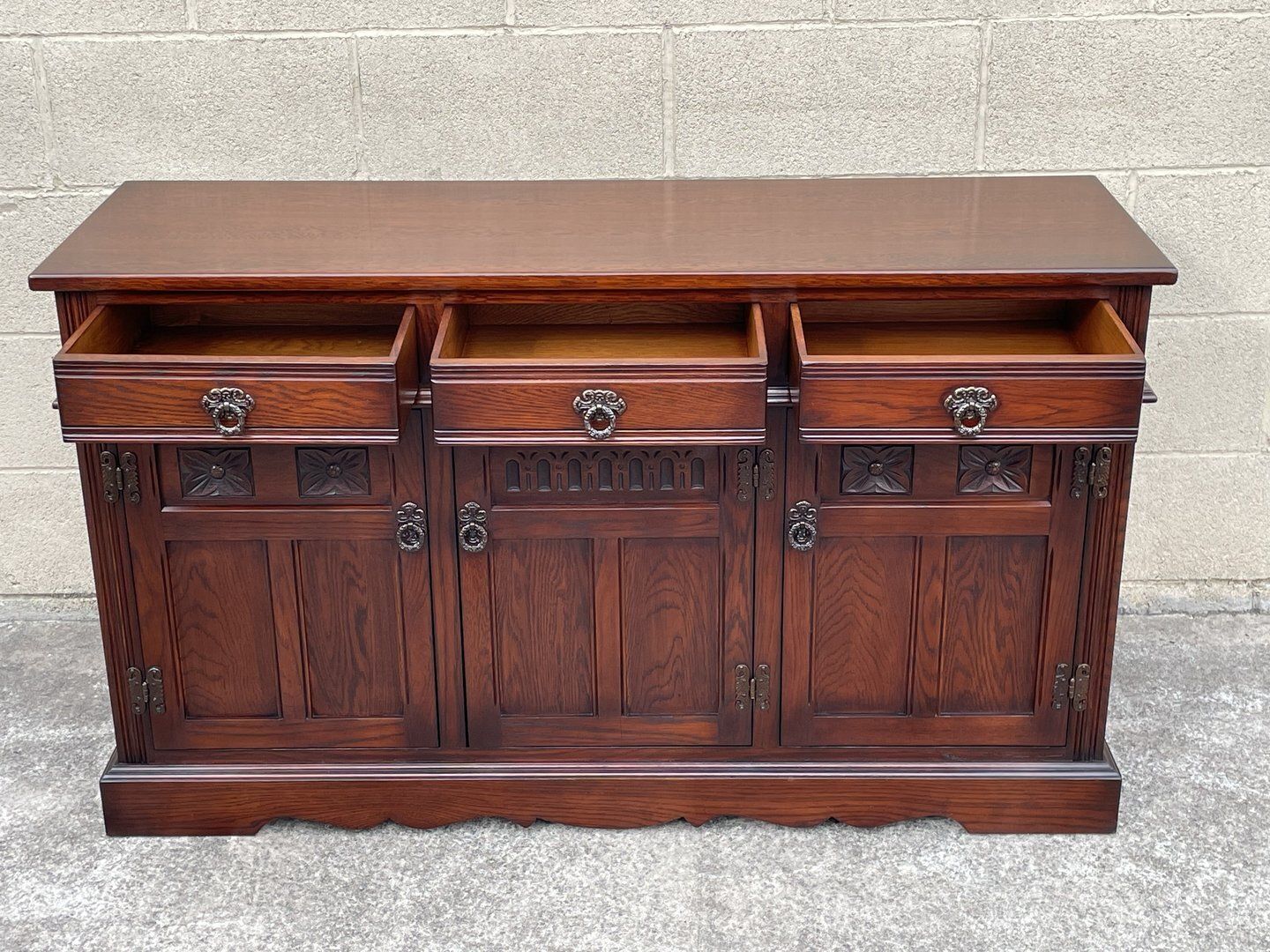photo vinterior A Wood Brothers Old Charm Tudor Brown Carved Oak Sideboard / Dresser Base / Cupboard / Cabinet
