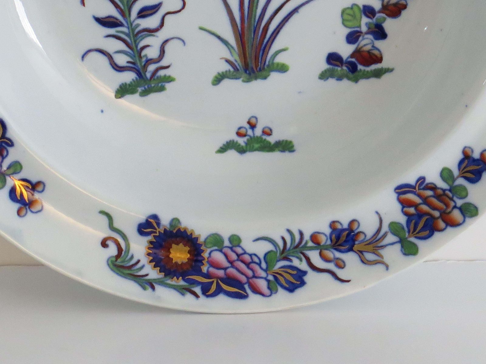 photo vinterior Georgian Spode Soup Bowl Or Deep Plate In Chinese Flowers Pattern, Circa 1820