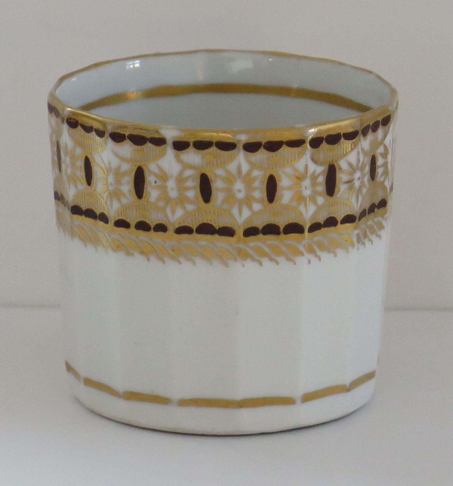 George 111rd Porcelain Coffee Can By New Hall Hamilton Flute, Circa 1815 photo vinterior