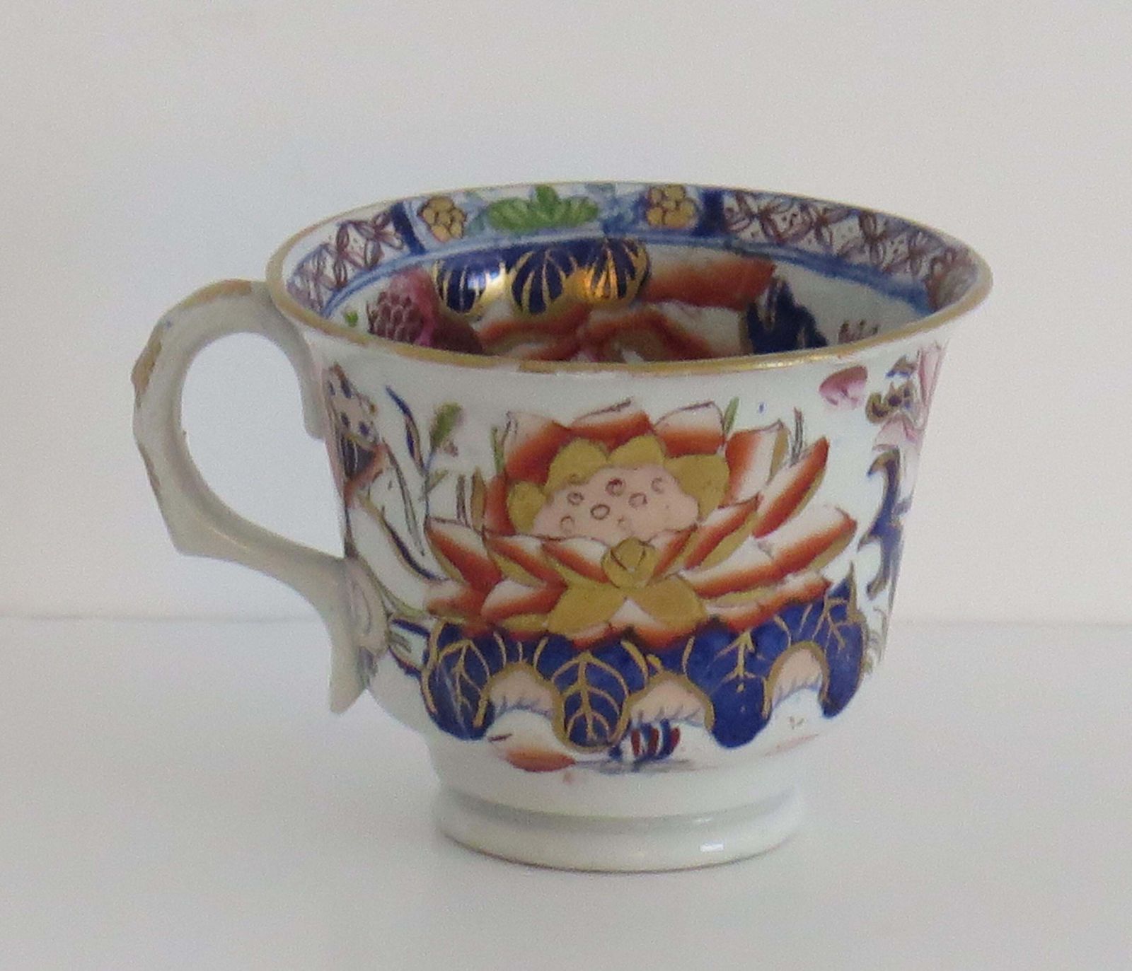Mason's Ironstone Tea Cup Hand Painted In Gilded Water Lily Pattern, Circa 1835 photo 194.0