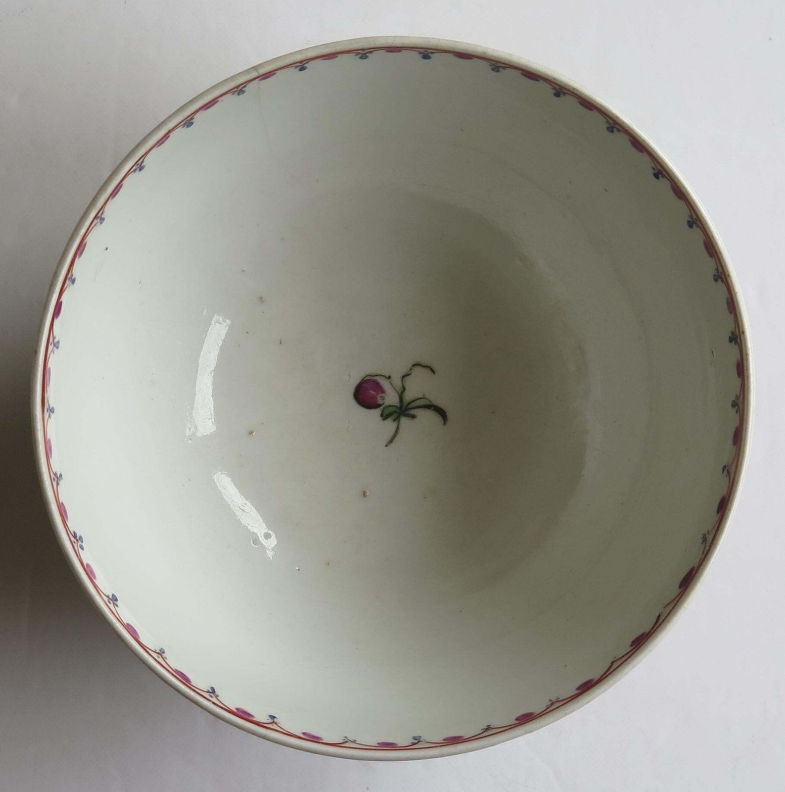 photo vinterior Early New Hall Porcelain Bowl Chinese Figures Lady With Parasol Ptn. 20, Ca 1790