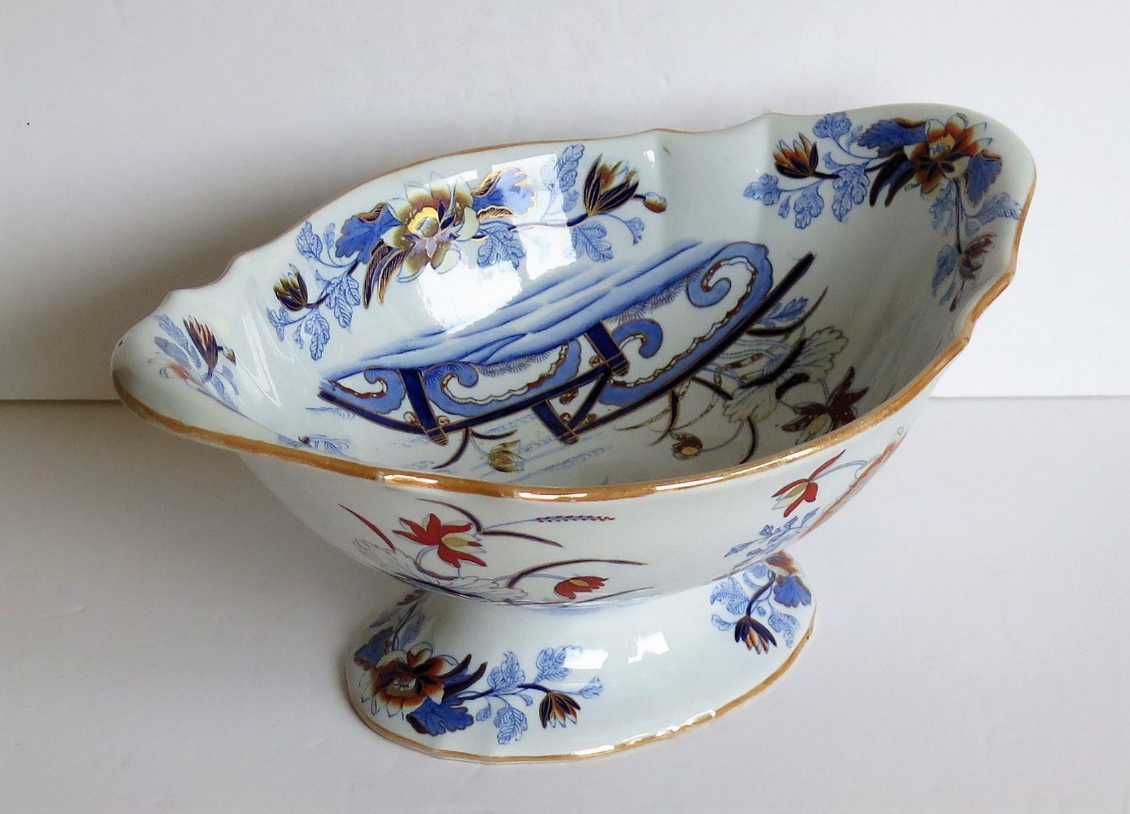 Large Wedgwood Pedestal Bowl Centrepiece Stone China Ptn 1156, Circa 1840 photo furniture
