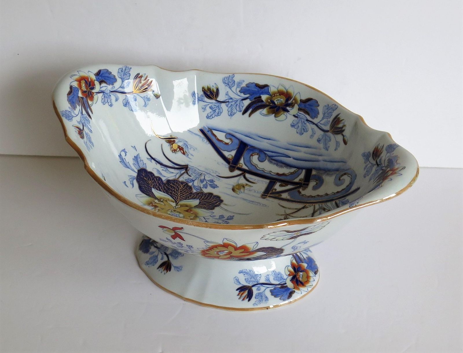 Large Wedgwood Pedestal Bowl Centrepiece Stone China Ptn 1156, Circa 1840 photo vintage