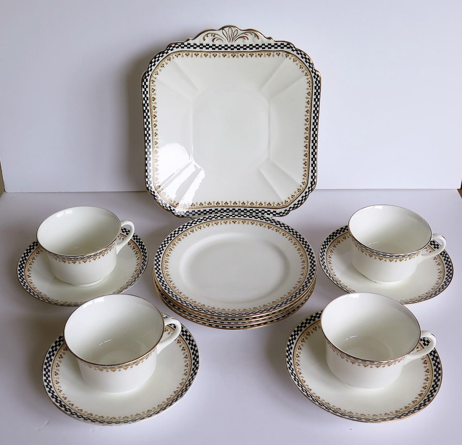 Art Deco Period Shelley Porcelain 13 Piece Part Tea Set Ptn 10797, Circa 1920 photo for sale