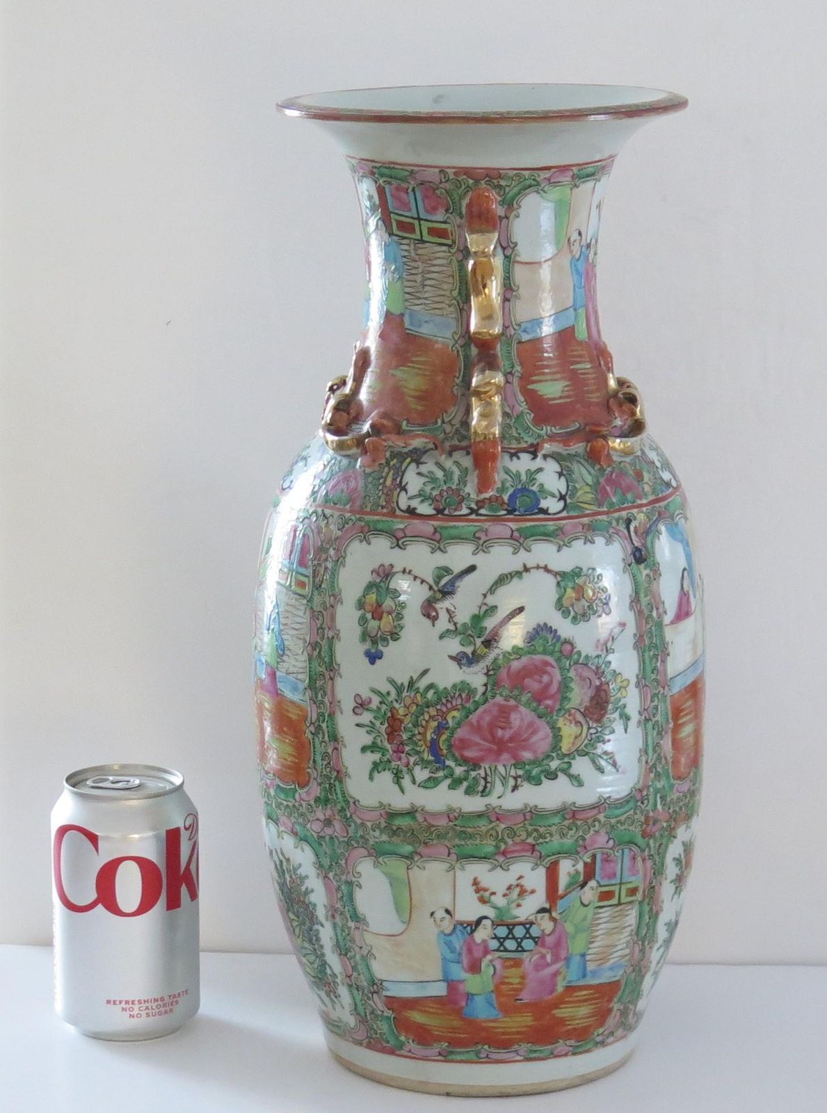 photo vintage Mid 19thc Large 42cm Chinese Export Vase Porcelain Rose Medallion, Qing Ca 1850