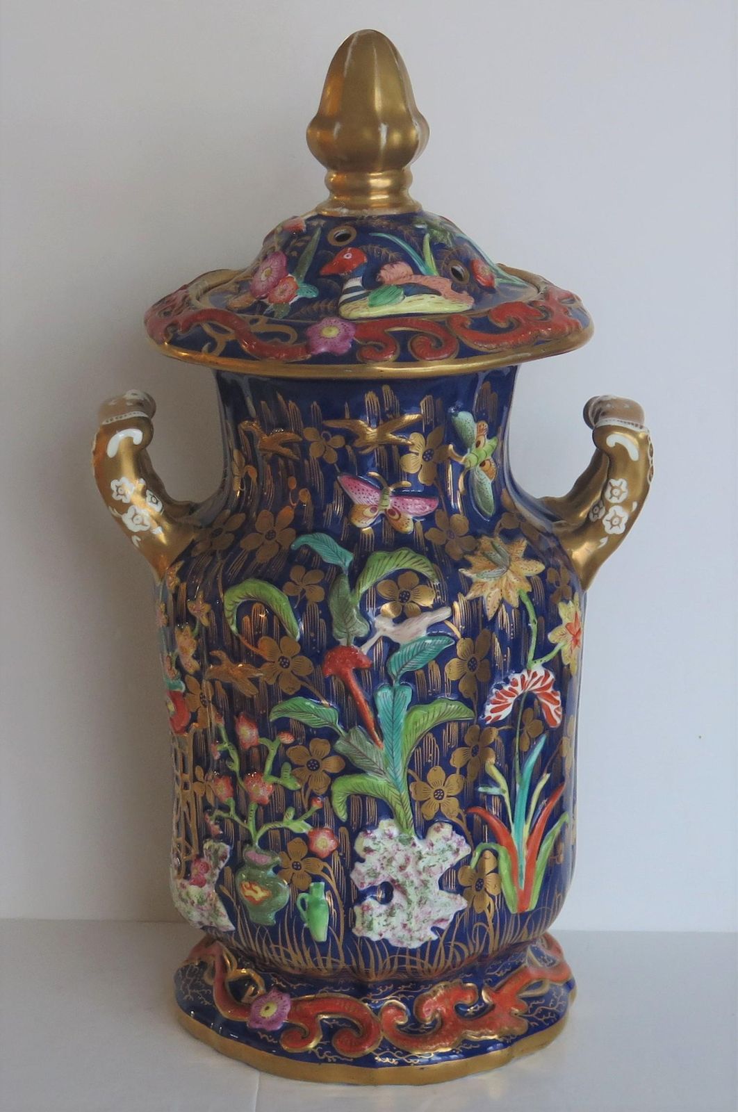 photo furniture Rare Large Masons Ironstone Covered Vase With Relief Motifs, Circa 1825