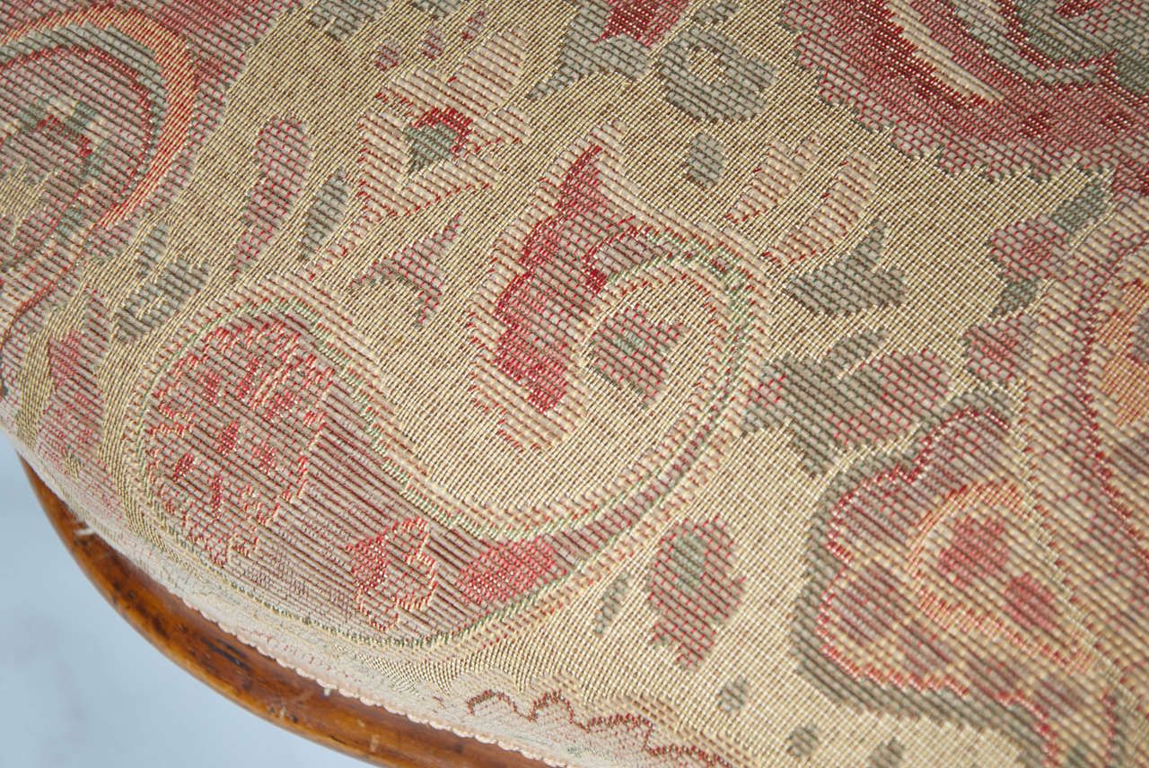 Mid 19th Century Spoon Back Open Armchair Walnut, English Victorian Circa 1850 photo vinterior