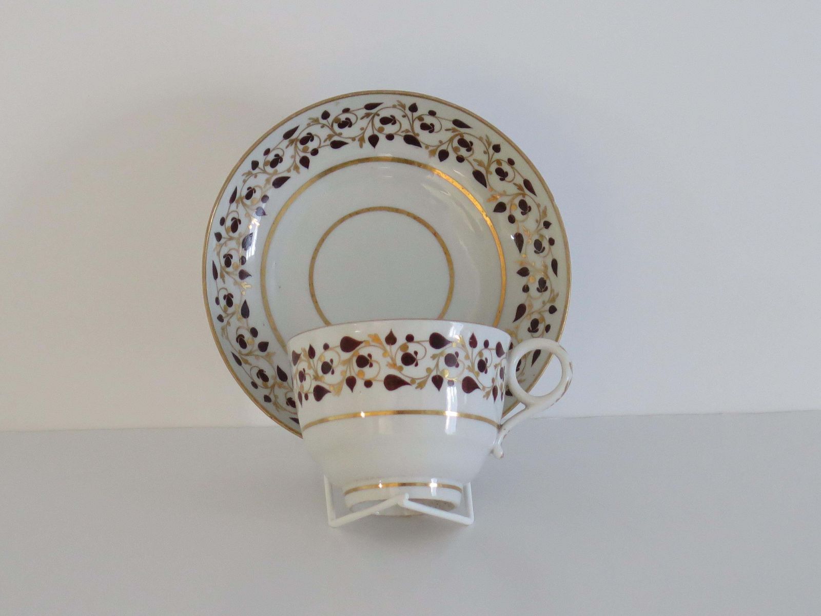 Worcester Barr Flight & Barr Period Porcelain Tea Cup & Saucer Duo, Circa 1810 photo for sale
