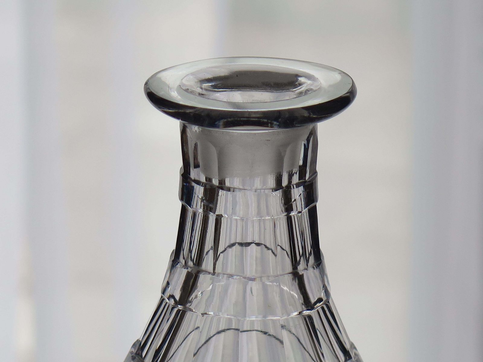 Fine Georgian Cut Glass Crystal Decanter Lozenge Stopper, Irish Circa 1800 photo Home Decor