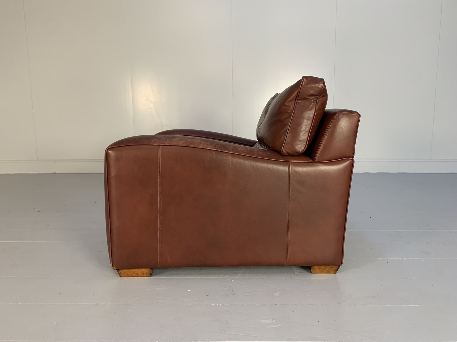 Duresta “Panther” Armchair – In Brown “Mustang” Leather photo Furniture