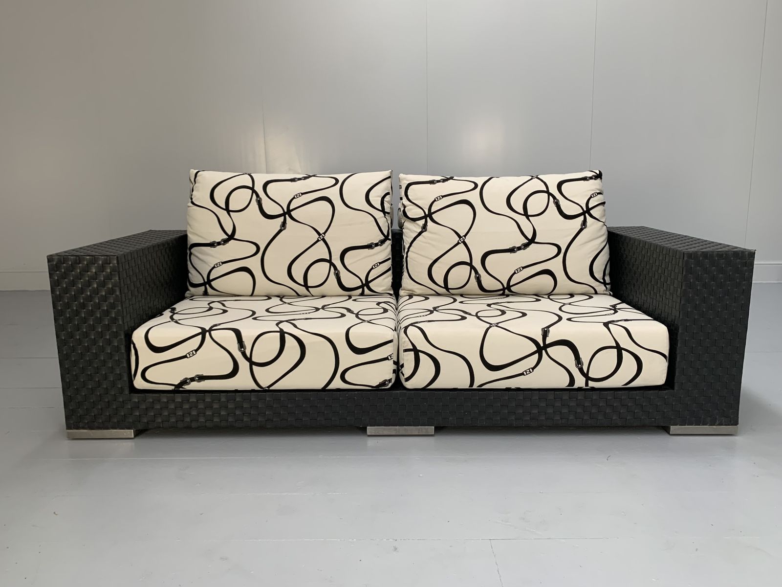 Fendi Casa Outdoor Furniture – Sofa, Armchair, Lounger & Large Table photo furniture