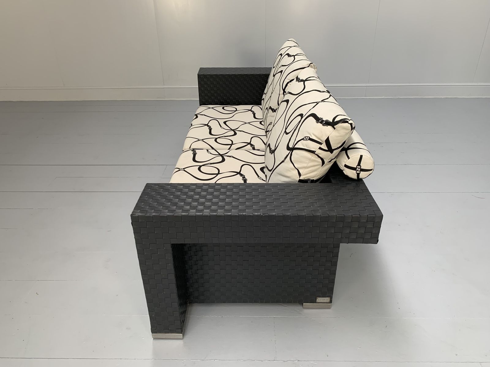 Fendi Casa Outdoor Furniture – Sofa, Armchair, Lounger & Large Table photo buy
