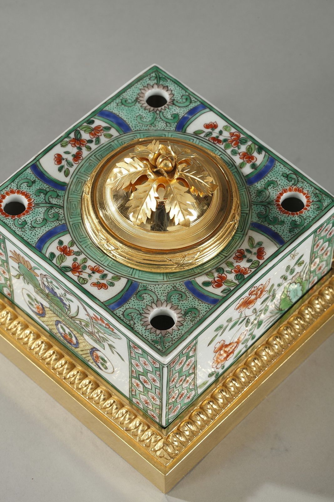 Décoration Encrier en porcelaine « famille verte » par Samson photo