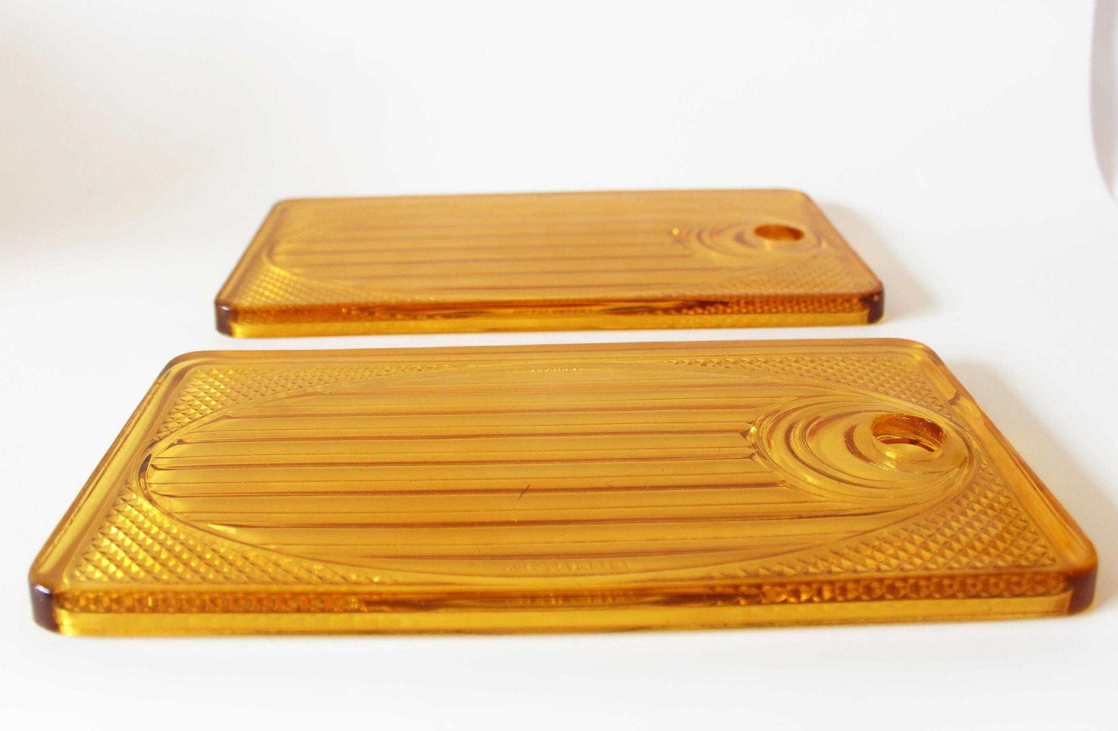 Rare Two Art Deco Pressed Glass Breakfast Plate Plaque, Val Saint Lambert Luxval, Amber Glass, Belgium Glass, Art Glass, Fish Design, Chips photo buy