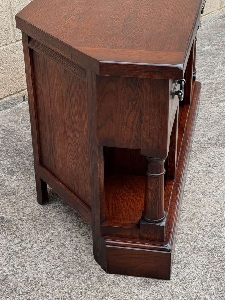 A Wood Brothers Old Charm Tudor Brown Oak Corner Tv Cabinet / Stand / Media Unit photo buy