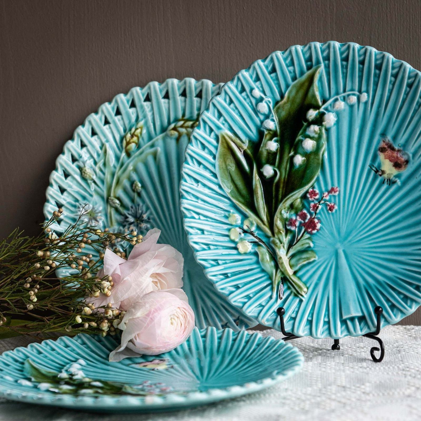 Antique Art Nouveau Light Green Majolica "Lilly Of The Valley" Plates   Smf Schramberg   Set Of 3   1920s photo furniture