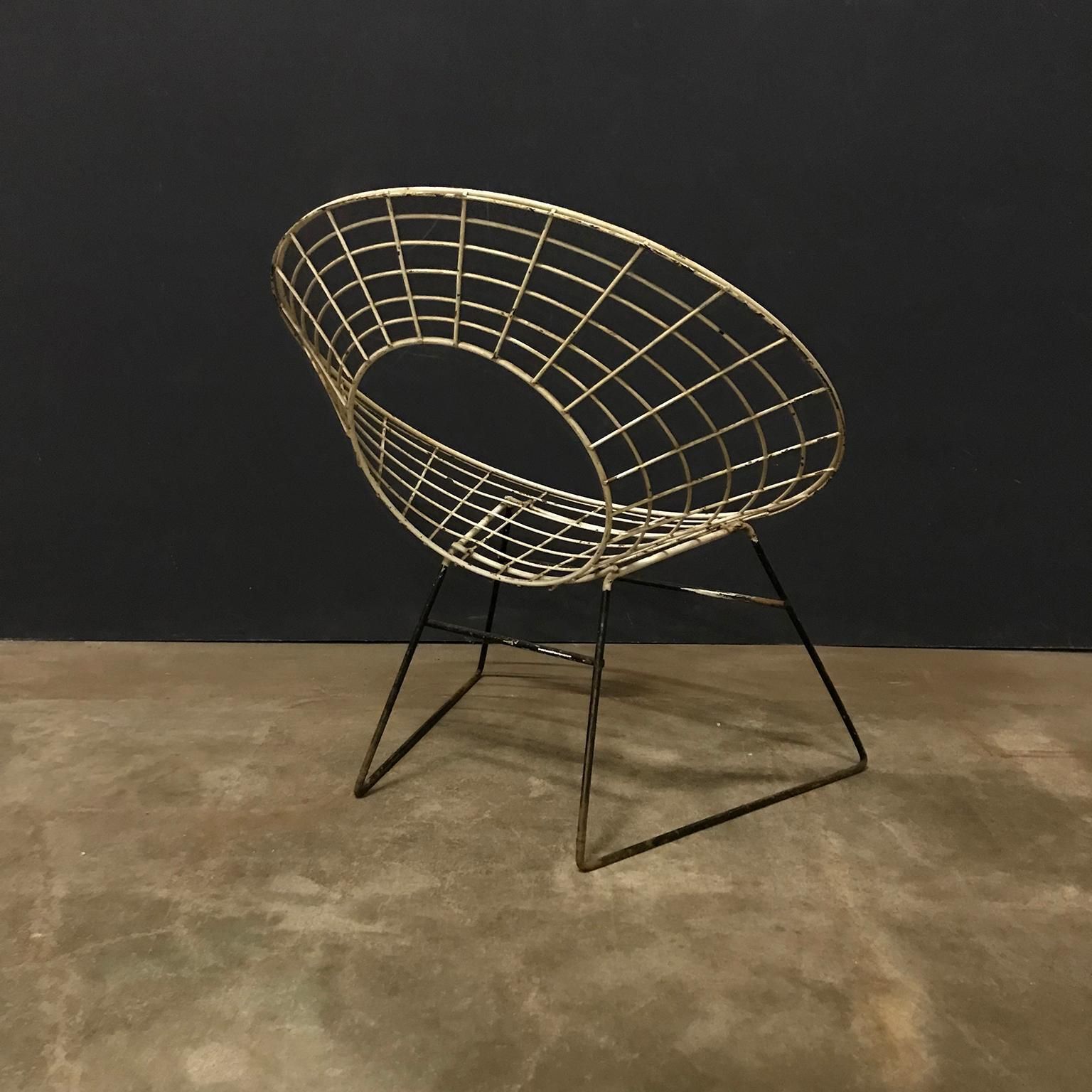 Elegant 1960s Chair In Style Of Ferrari And Hardoy Plus Bertoia, Circa 1960 photo vinterior