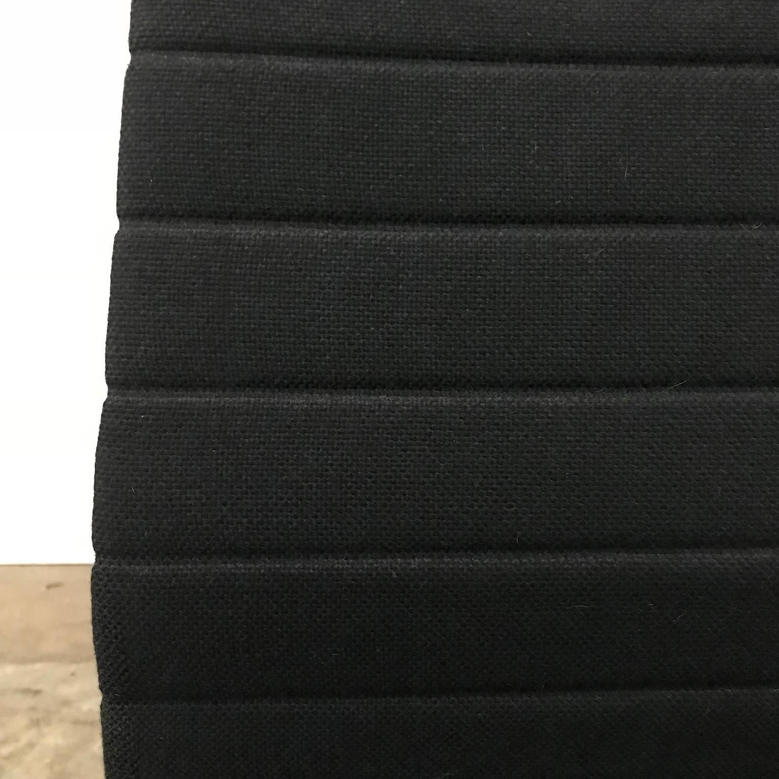 photo vintage 1958, Eames, Ea 107 For Herman Miller, Static Non Swivel Alu Chair